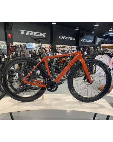 Bicicleta Aurum Manto Sram Force D2/Zipp 303S Mediterráneo